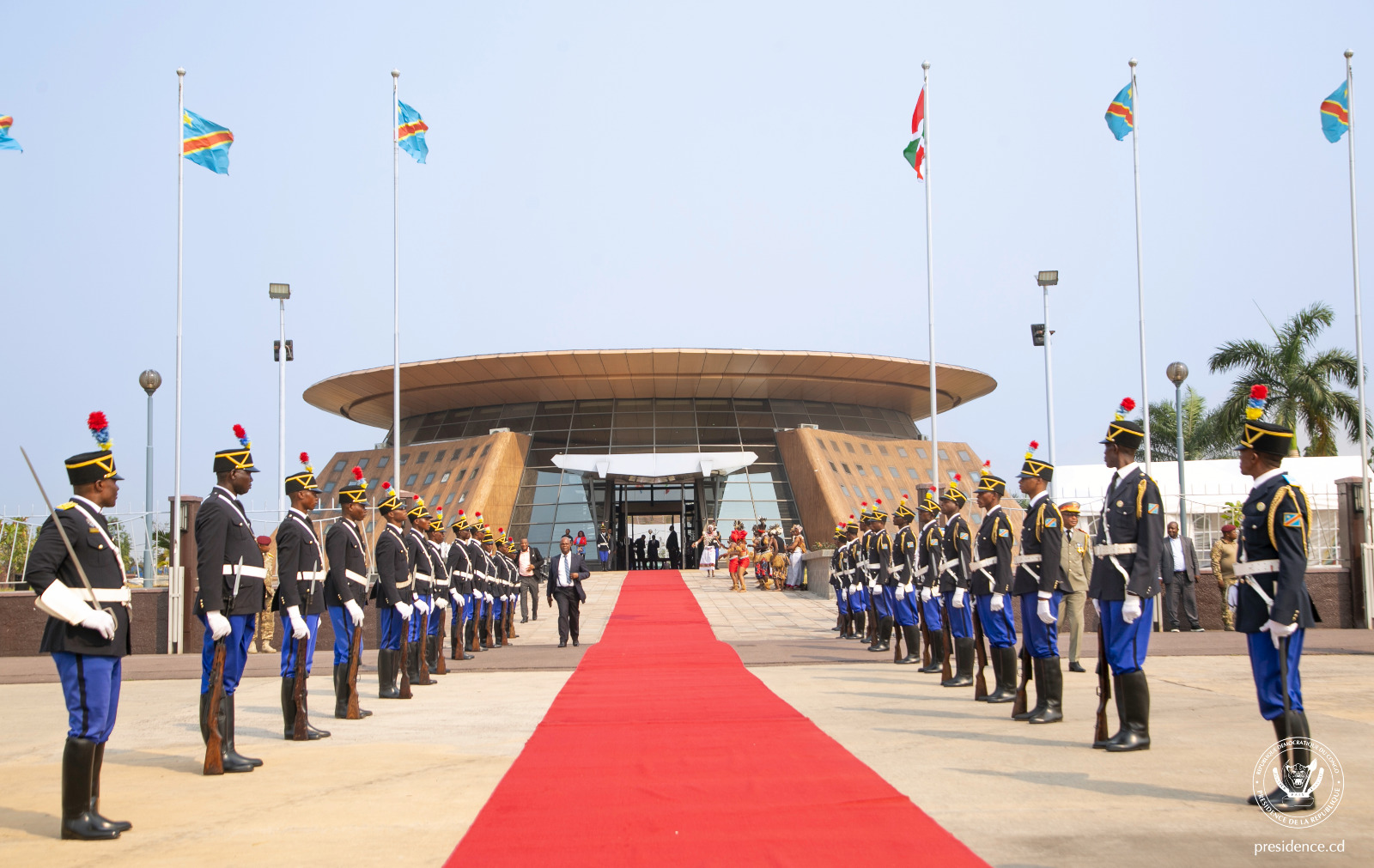 LE PRÉSIDENT DU BURUNDI ÉVARISTE NDAYISHIMIYE EST ARRIVÉ EN RDC POUR ...