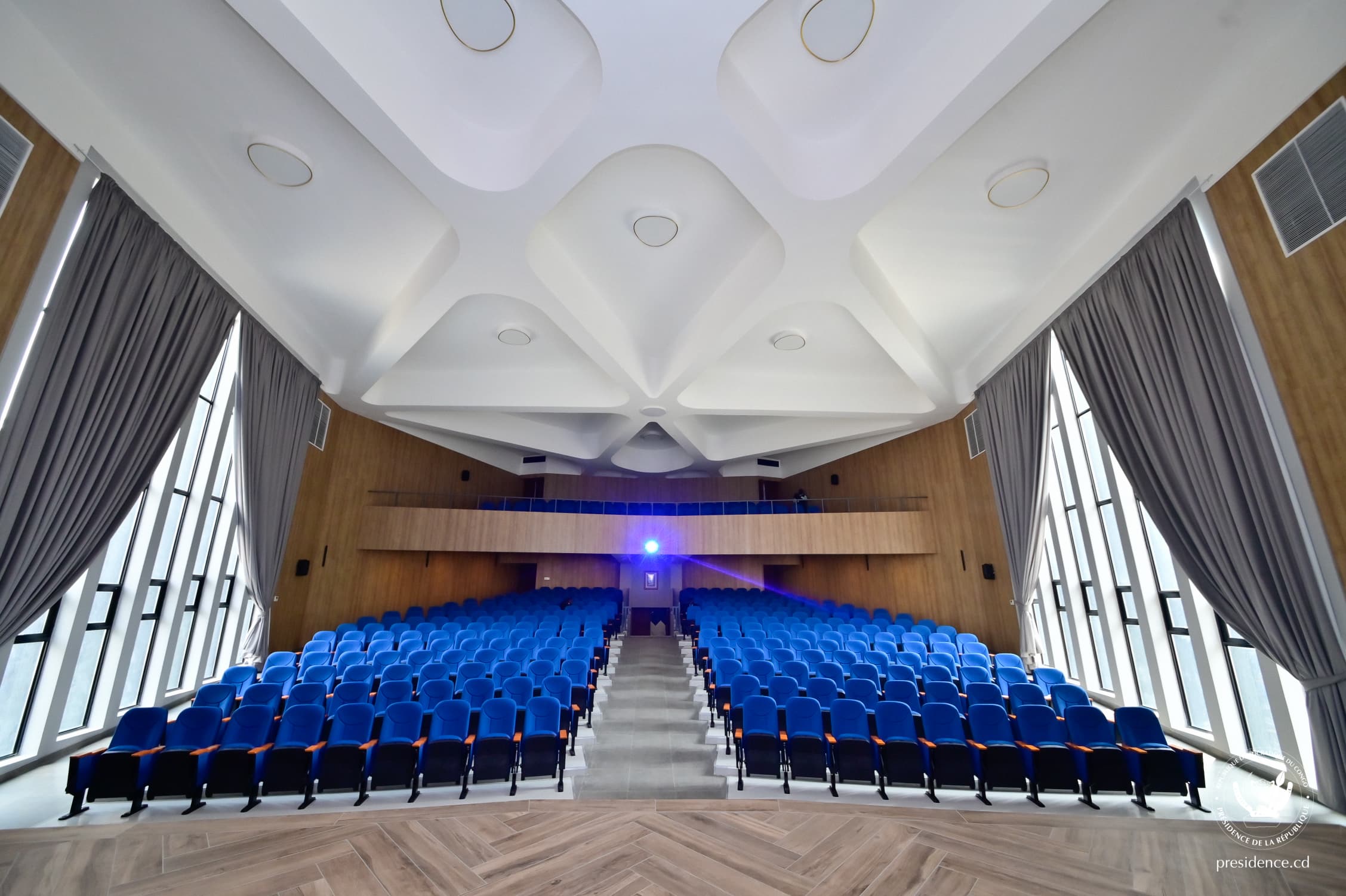 Le Président Félix Tshisekedi offre un complexe sportif à l’UPN, en ...